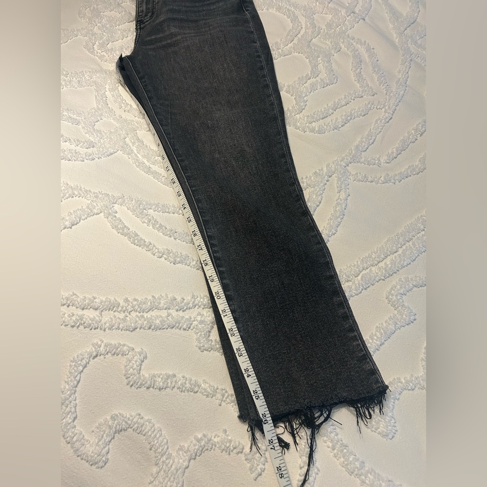Daze Denim Stunner High Rise Skinny
Straight Jean - Picture 10 of 10